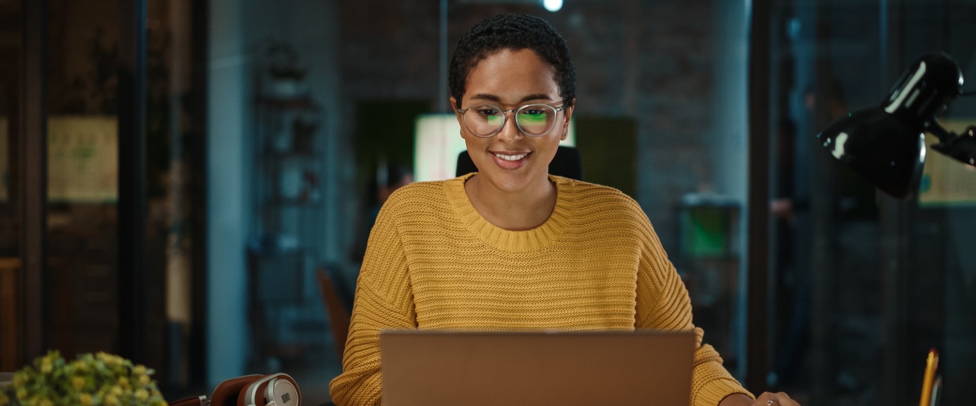 Why an Executive Assistant Thrives in Fast-Paced Environments