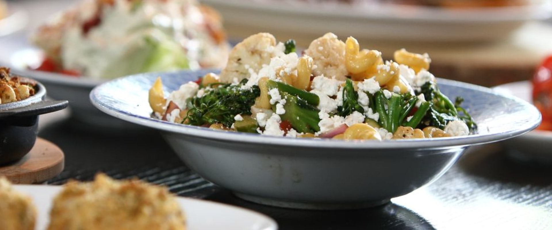 How Executive Assistants Can Elevate Meetings With Gourmet Breakfast Catering In Herndon